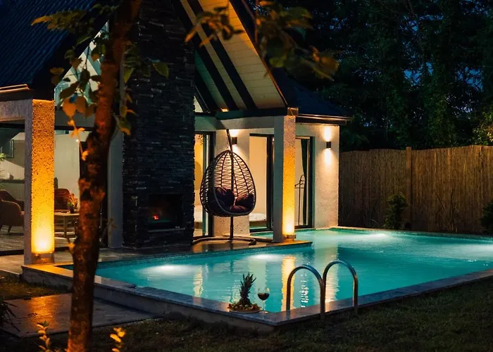 וילה Moonsa Boutique