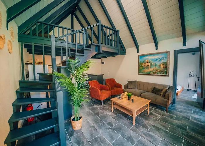 Moonsa Boutique ספנג'ה